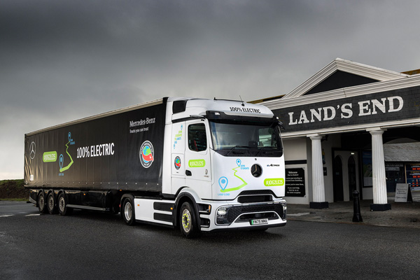 Mercedes-Benz Trucks has become the first to drive an electric HGV from John O’Groats to Land’s End in just over 24 hours.