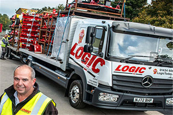 Logic dictates that the best replacement for a MB Atego is… another Atego!