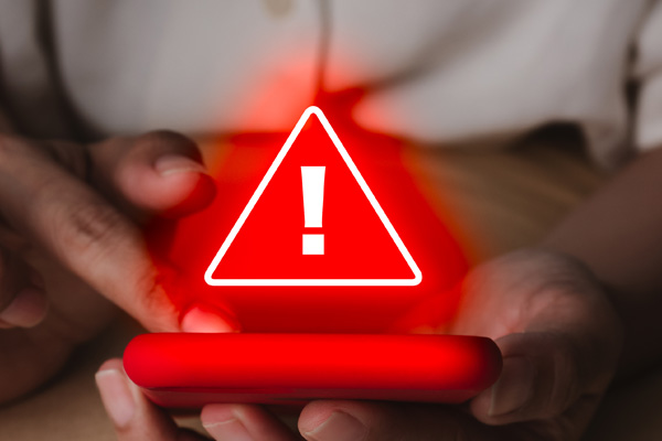 Don’t Be Fooled By This ‘Incredibly Convincing’ Text Scam