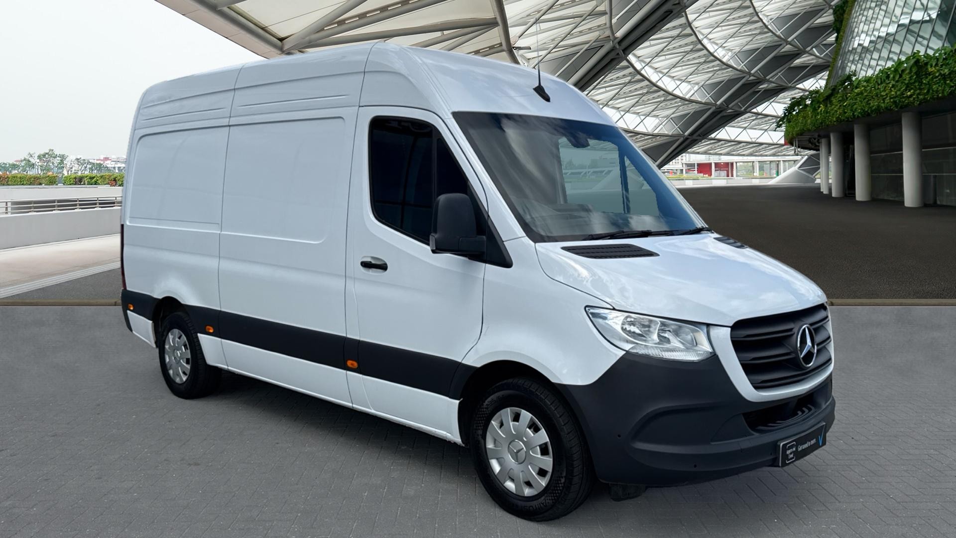 Brand New Mercedes-Benz Sprinter 315CDI Premium Medium Van