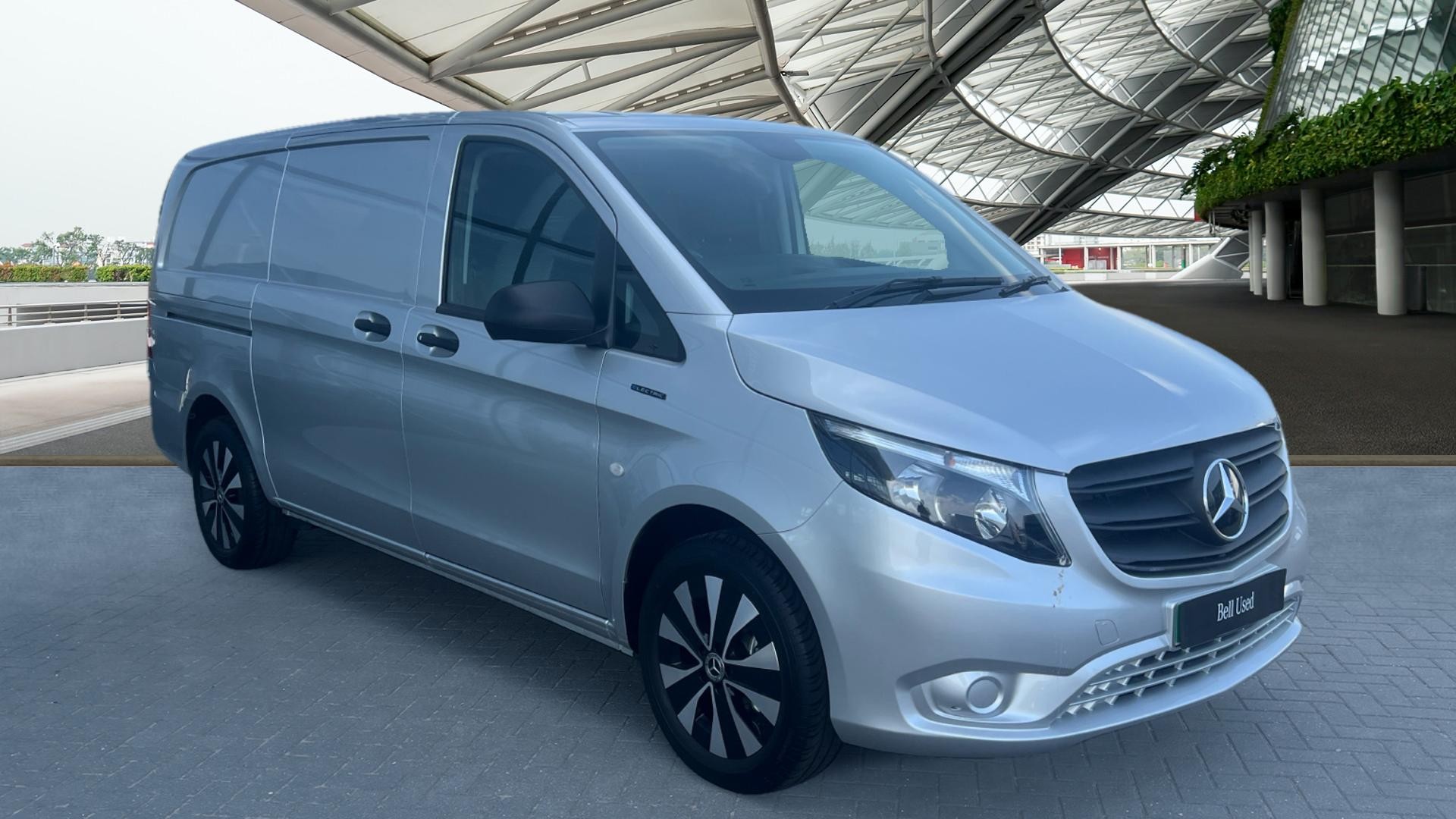 Mercedes-Benz eVito 66kWh Progressive Long Van 