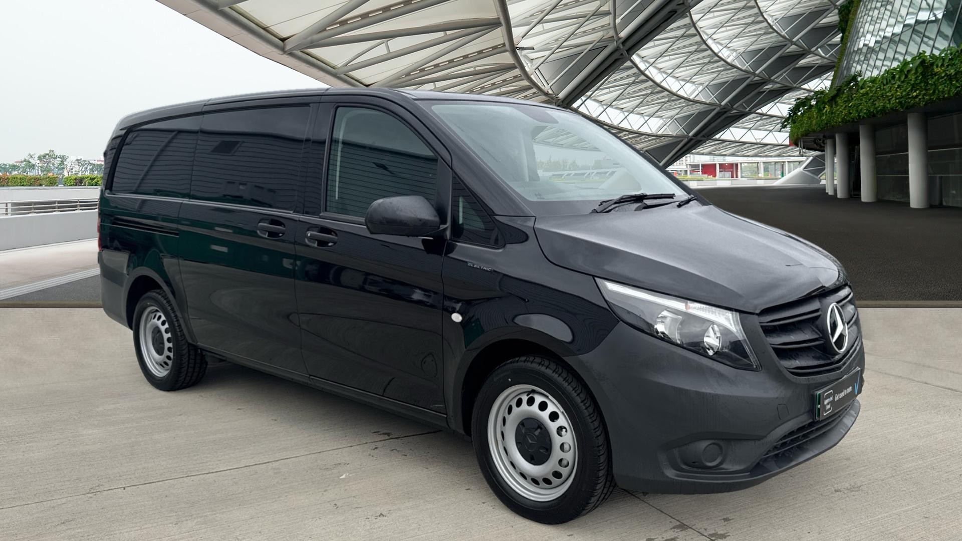 Mercedes-Benz eVito 66kWh Progressive Long Van