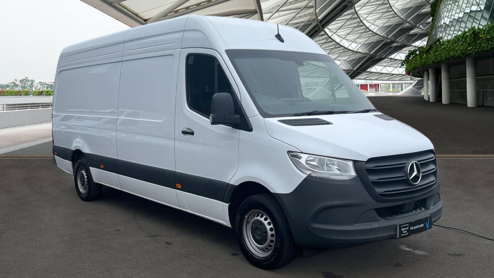 Mercedes-Benz 315 CDI Progressive RWD Long 