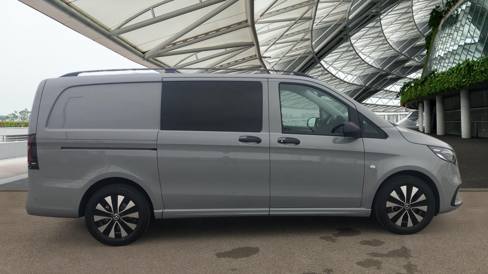 Brand New Mercedes-Benz Vito 119 Sport Crew van Long Van Image 19