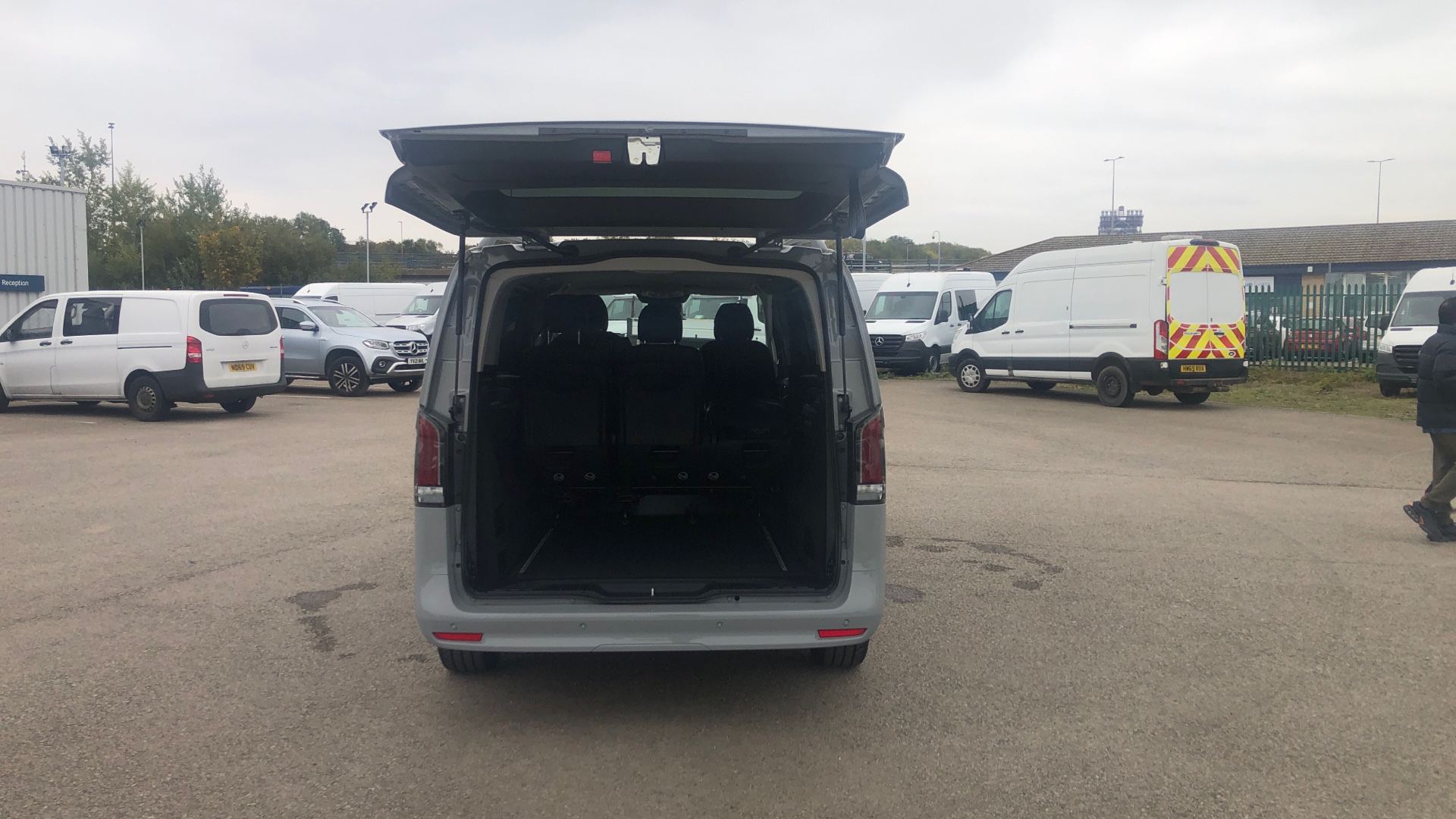 Brand New Mercedes-Benz Vito 119 Sport Crew van Long Van Image 20