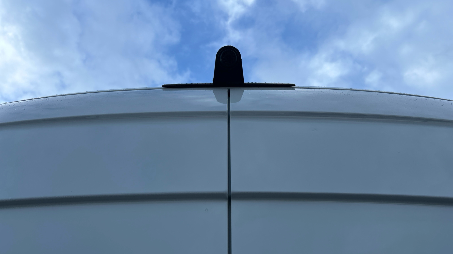 Mercedes-Benz 315 CDI Progressive RWD Long Image 30