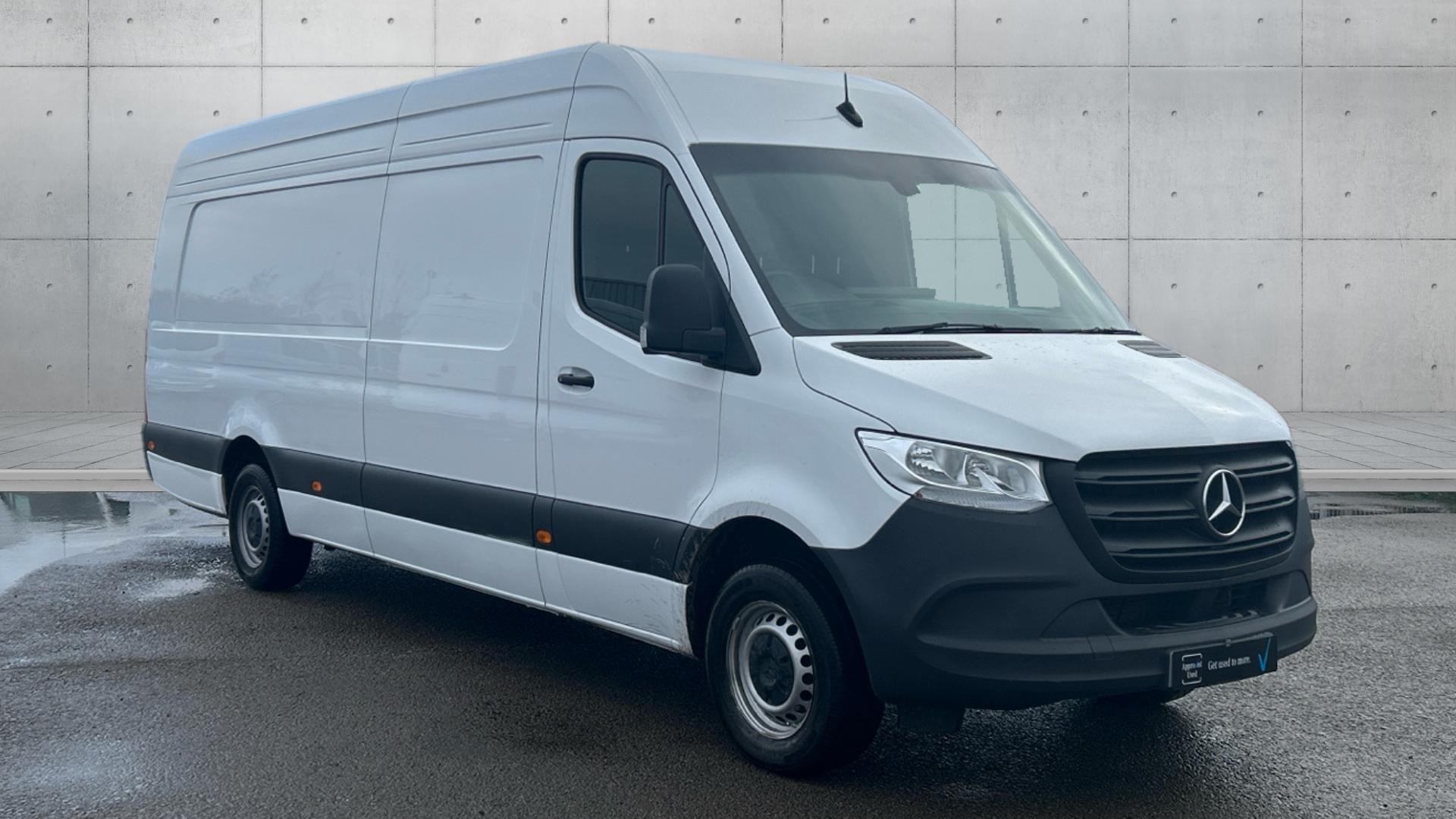 Mercedes-Benz Sprinter 315CDI Progressive Extra Long Van 