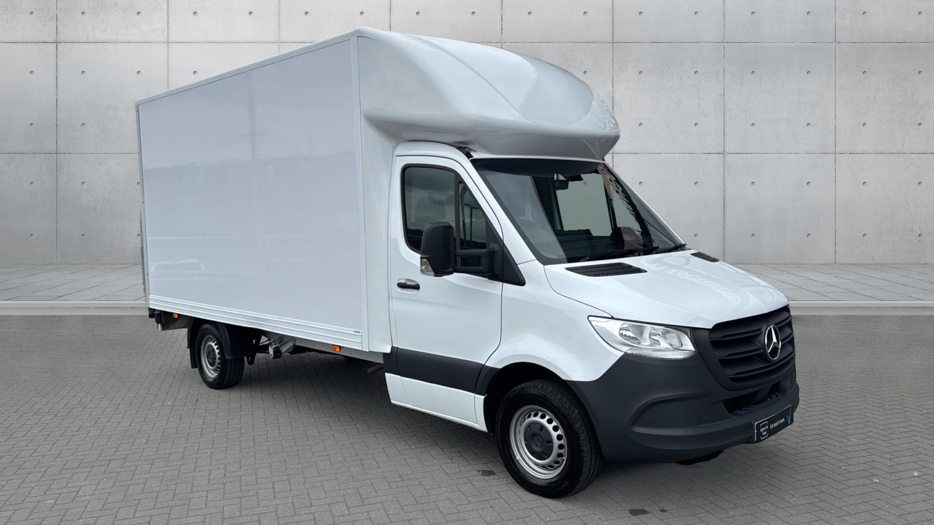 2.0 315 CDI Chassis Cab 2dr Diesel Manual RWD L3 Euro 6 (s/s) (150 ps)