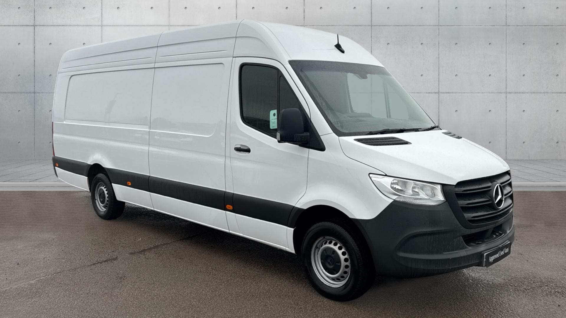 Mercedes-Benz Sprinter 315CDI Progressive Extra Long Van