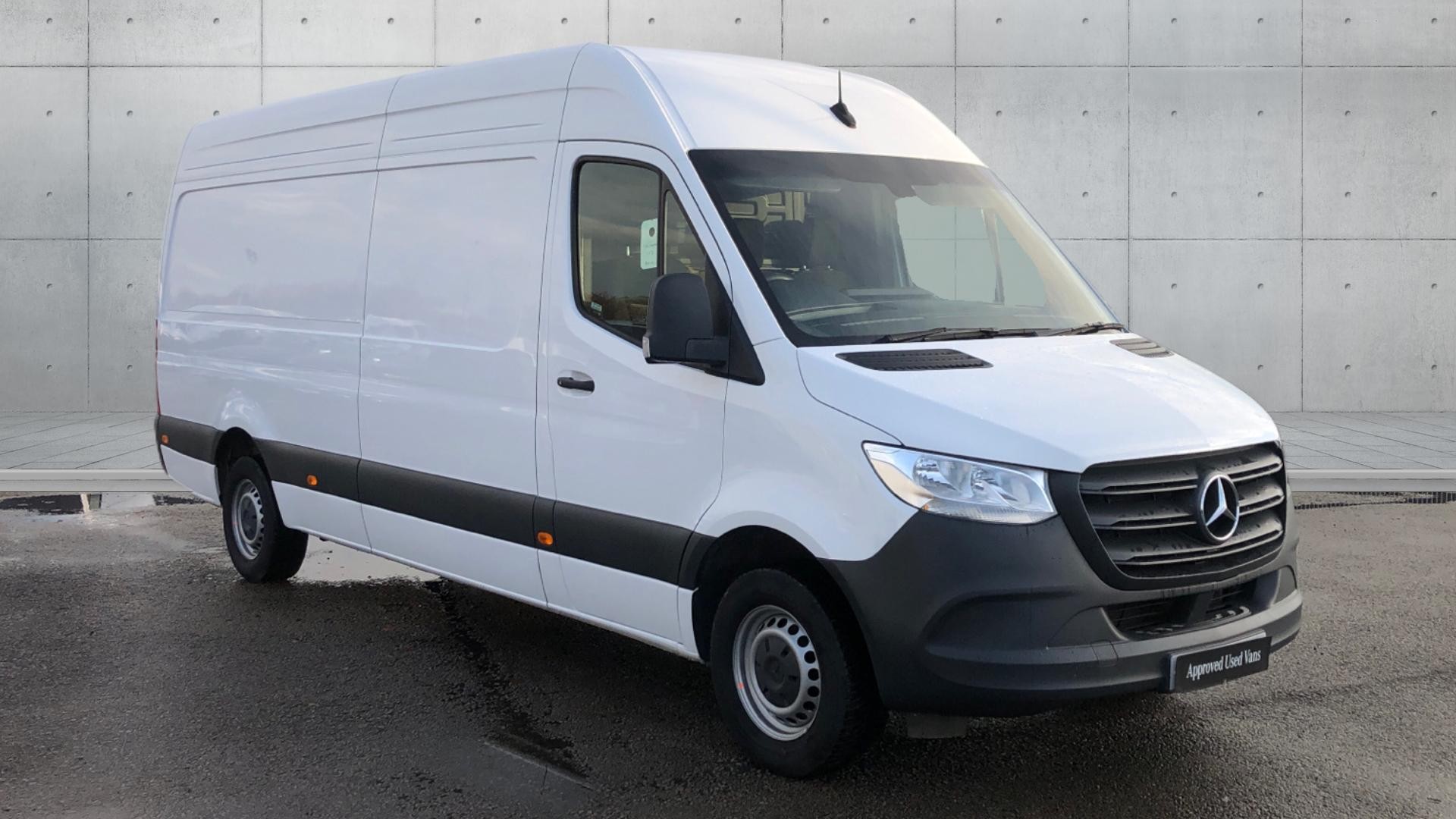 Mercedes-Benz 315CDI Progressive RWD Long Van