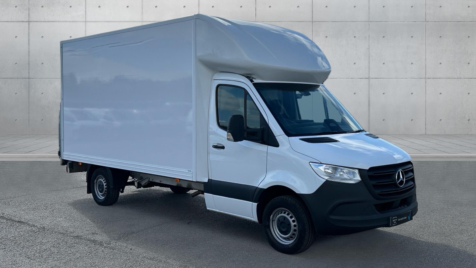 2.0 315 CDI Chassis Cab 2dr Diesel Manual RWD L3 Euro 6 (s/s) (150 ps)