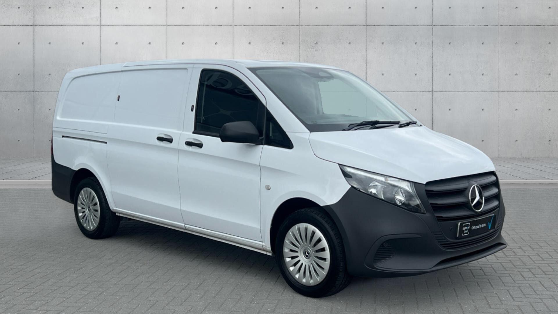 2.0 114 CDI PRO RWD L2 Euro 6 (s/s) 6dr