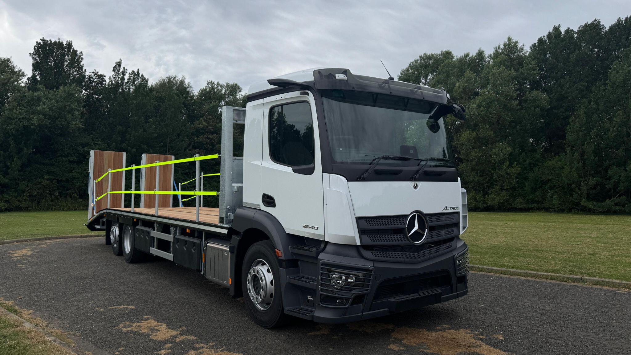 2540 Low Liner Beavertail